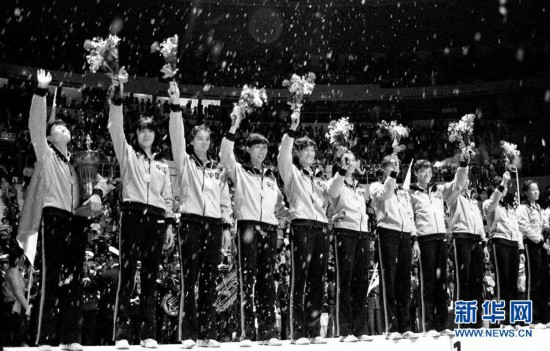（體育·圖文互動(dòng)）（2）英雄兒女讓祖國(guó)更加偉大——寫在中國(guó)女排第十次獲得“世界三大賽”冠軍之際（配本社同題文字稿）
